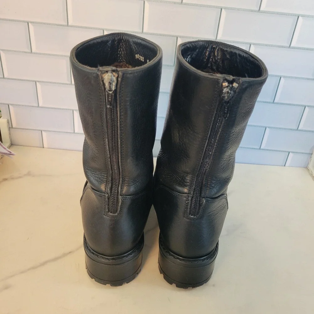 LL Bean Womens Black Leather Lug Sole Boots Size 9 Wide Rear Zip Canada Rugged